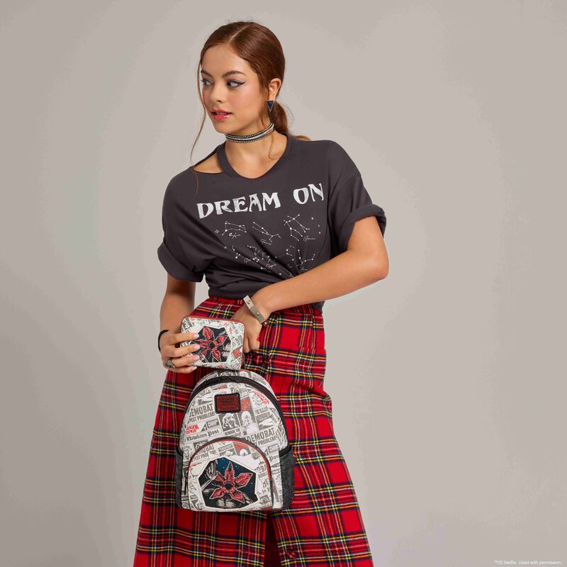 Stranger Things - Loungefly Season 5 Zip Around Purse